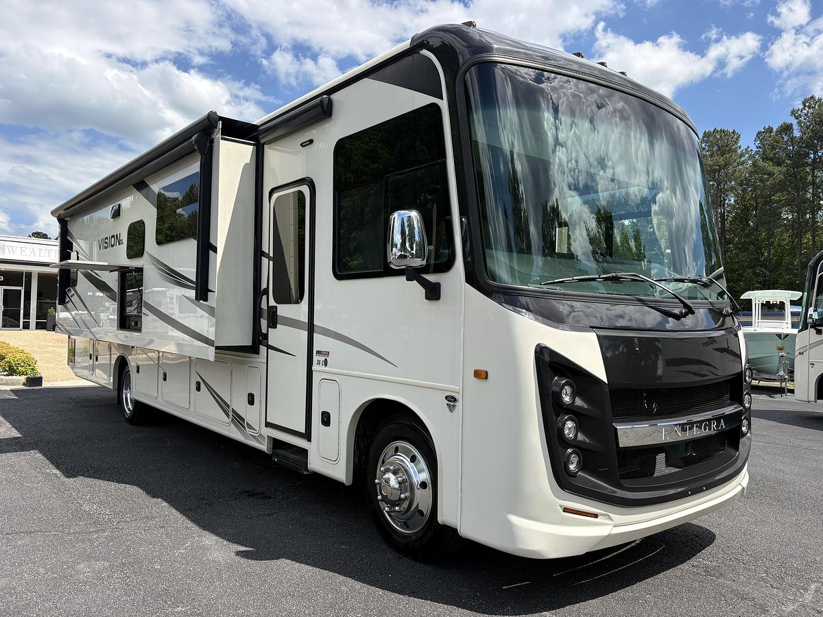 Used 2023 Entegra Vision XL 36C