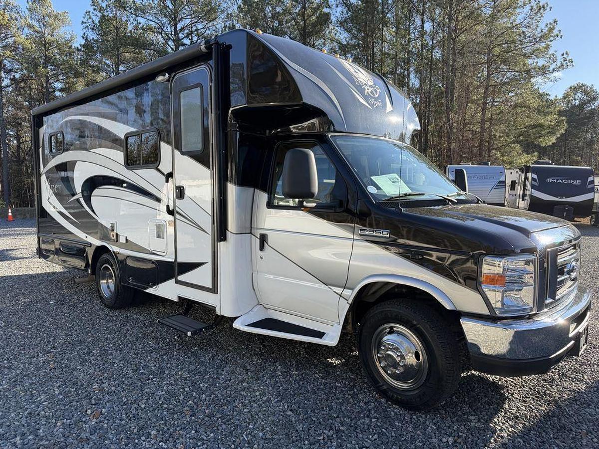 Used 2020 NeXus RV Viper 25V