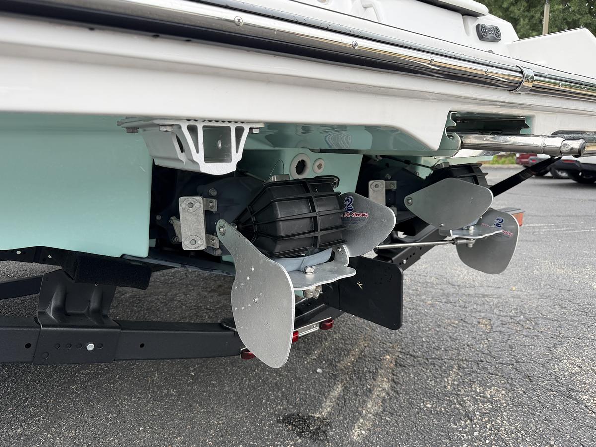 Used 2025 Yamaha Boats 222S