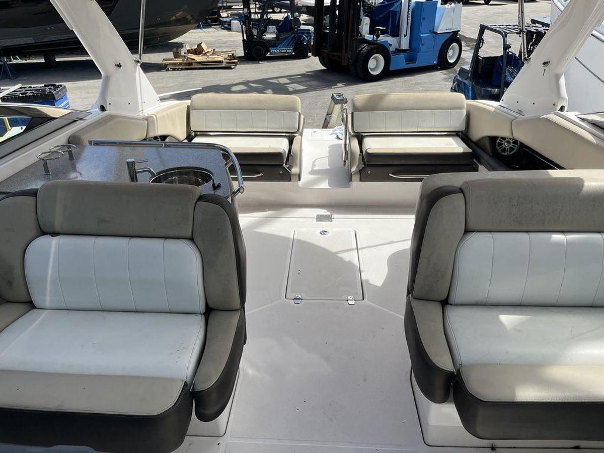 Used 2014 Regal 3200