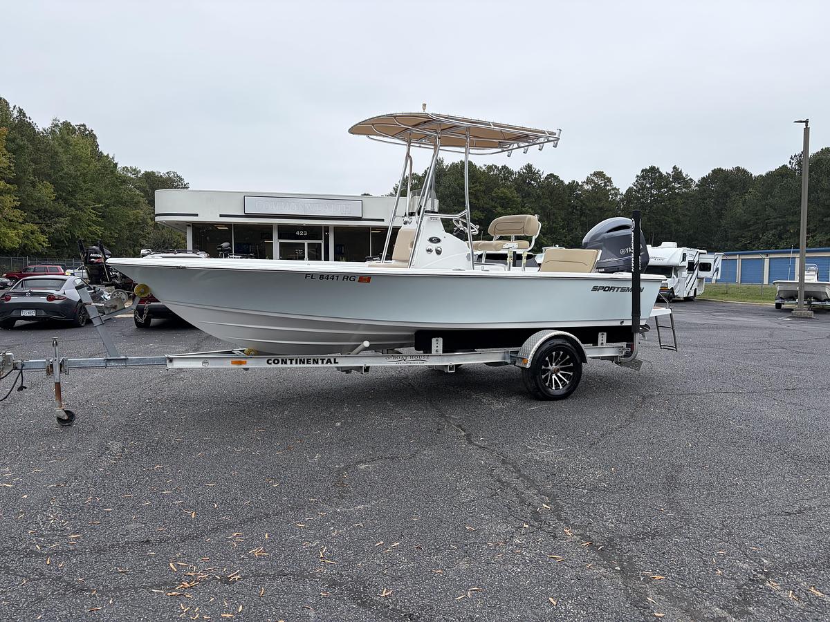 Used 2016 Sportsman Masters 207 Bay Boat
