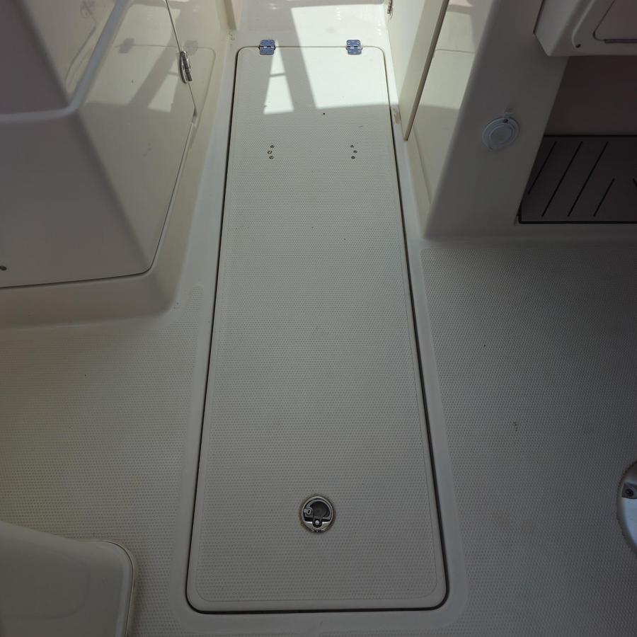 Used 2017 Sailfish 245