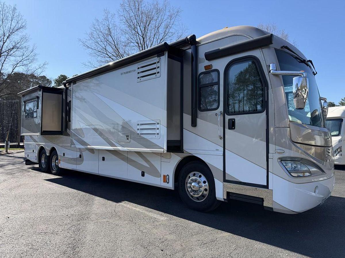 Used 2008 Fleetwood Revolution 42K