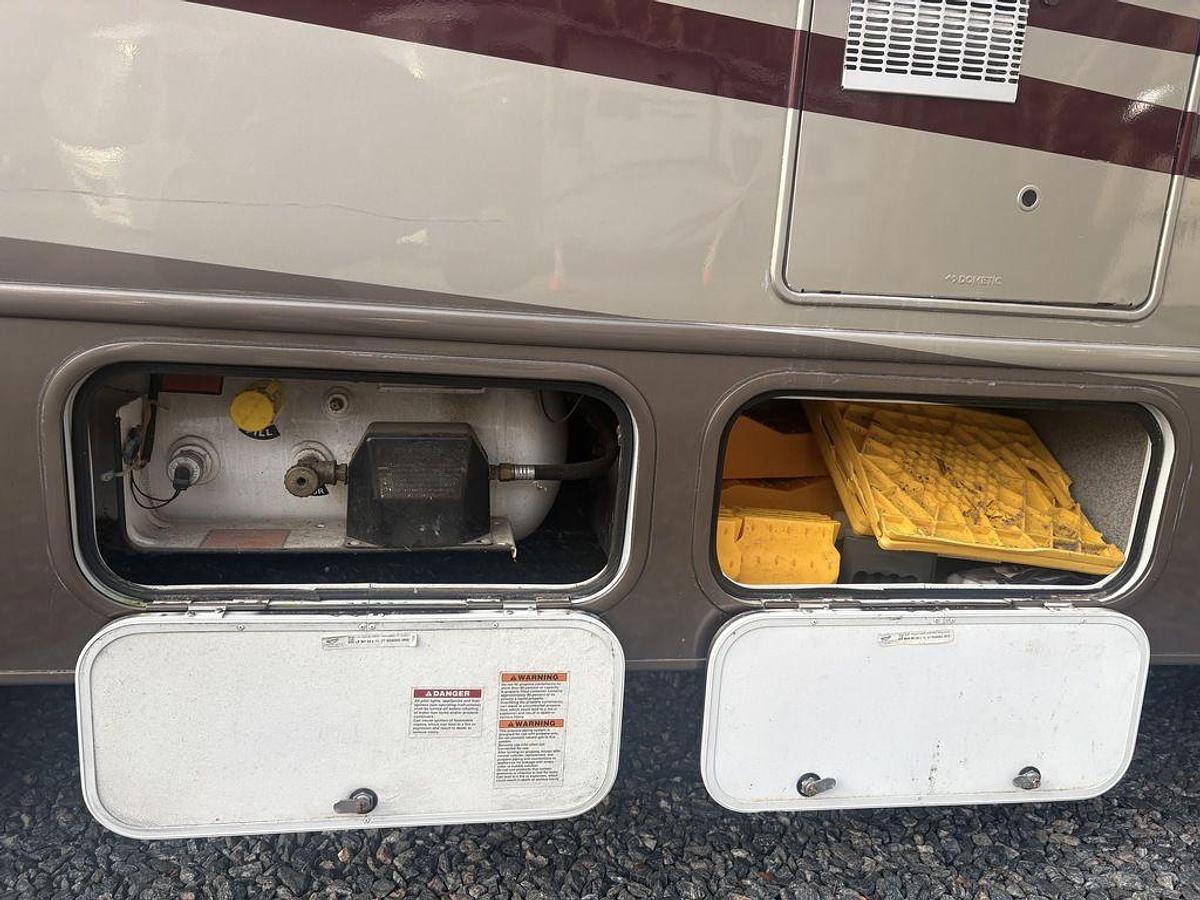 2021 Forest River Forester Classic 2441DS Ford Chassis