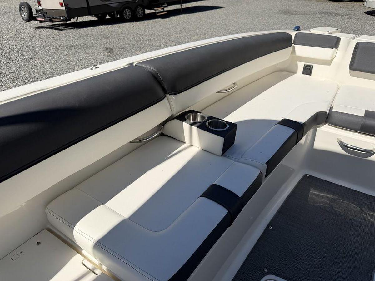 Used 2021 Bayliner DX2000