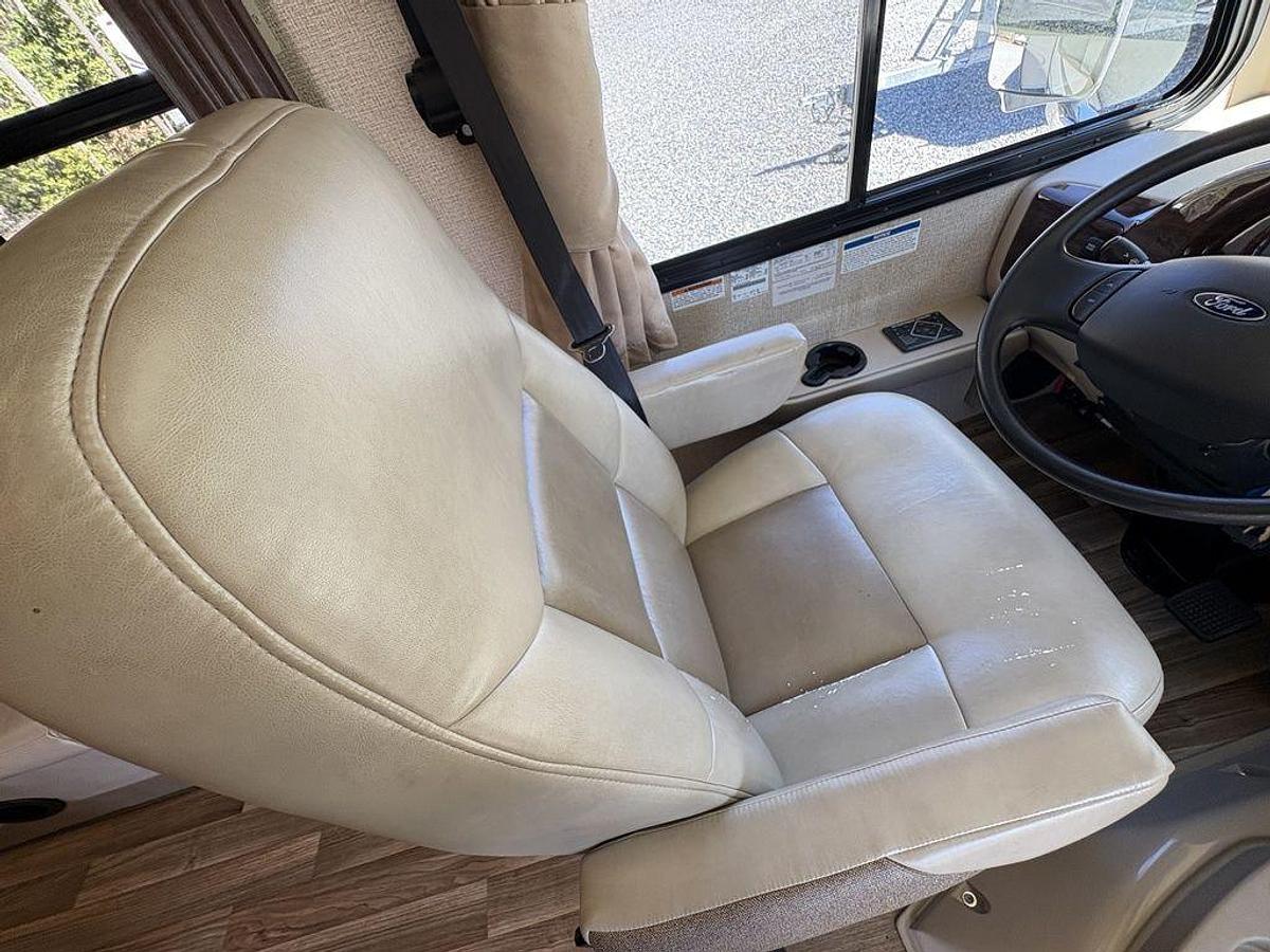 Used 2017 Thor Motor Coach A.C.E. 30.4