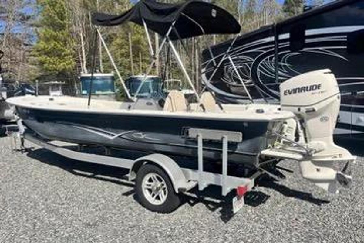Used 2014 Carolina Skiff JVX20