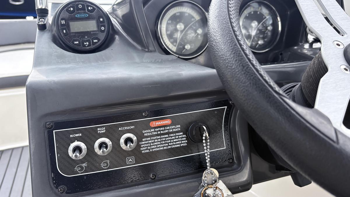 Used 2020 Bayliner VR5 Bowrider