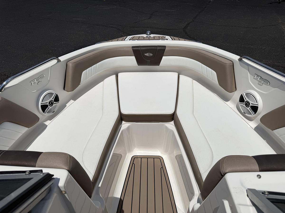 Used 2019 Chaparral H20 21