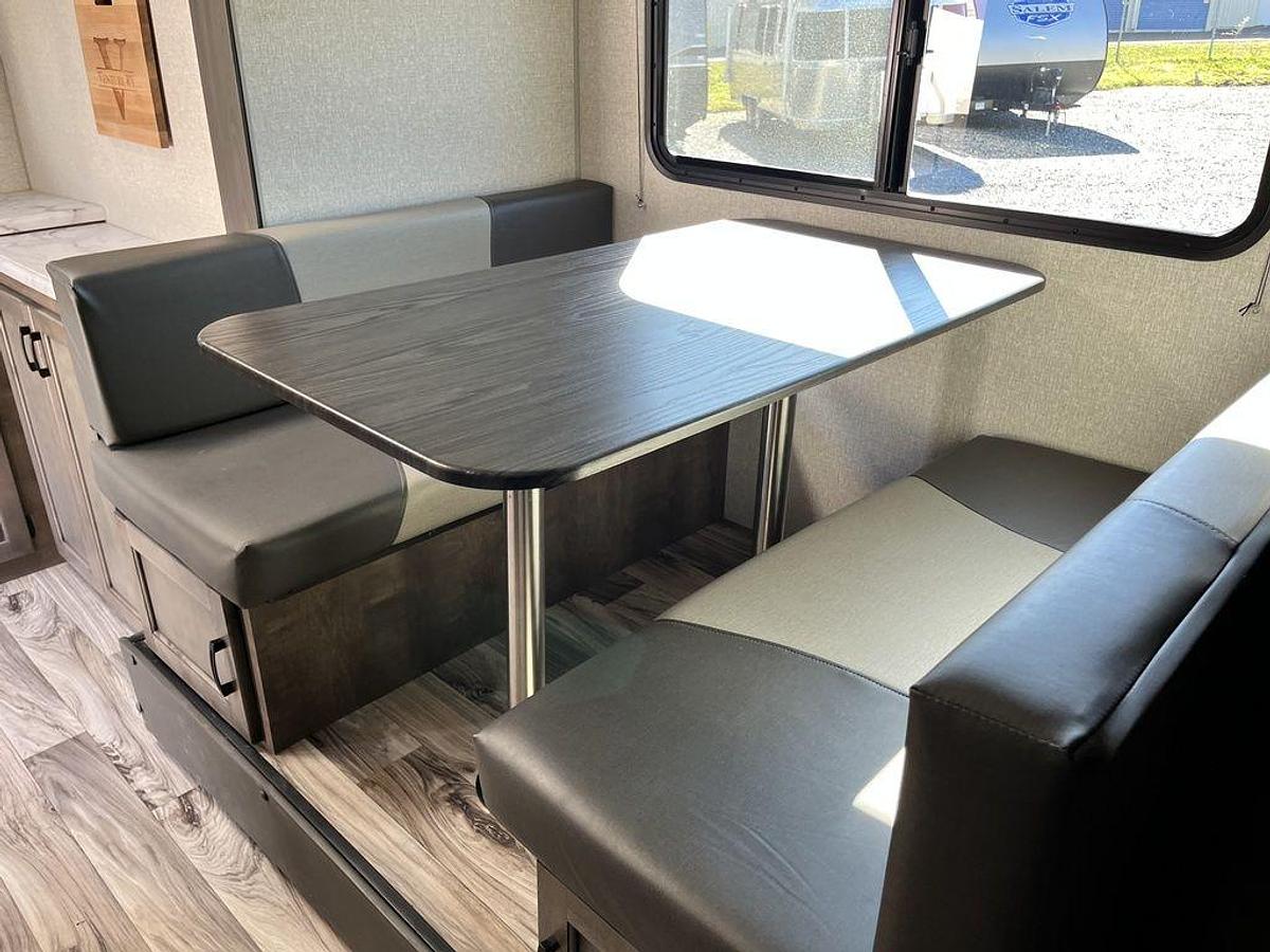 Used 2022 Venture RV M169VRK