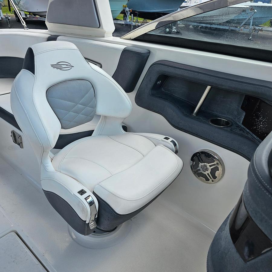 Used 2020 Chaparral 257 SSX