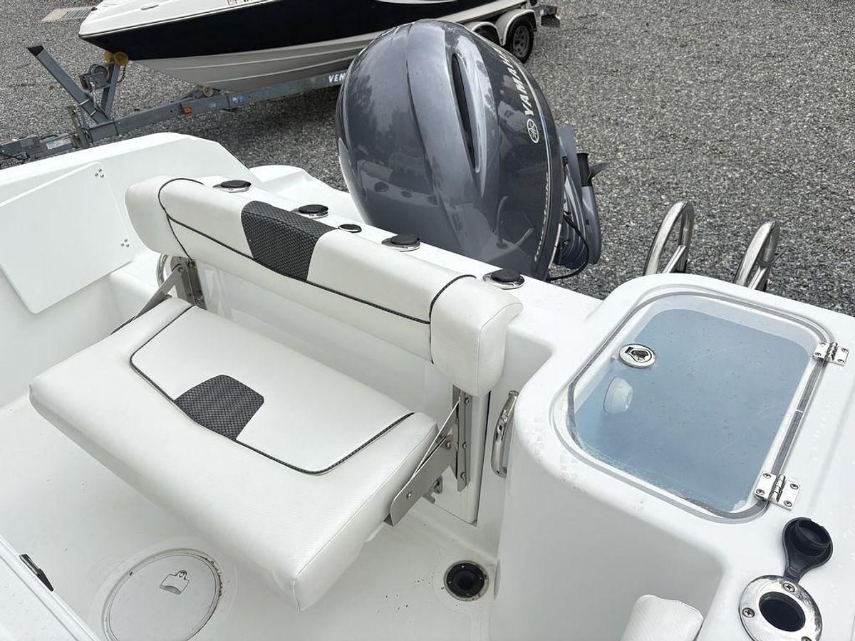 Used 2022 Wellcraft 222 Fisherman