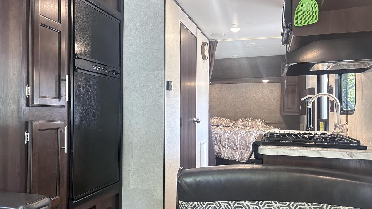 Used 2019 Jayco Jay Flight SLX M-212 QB
