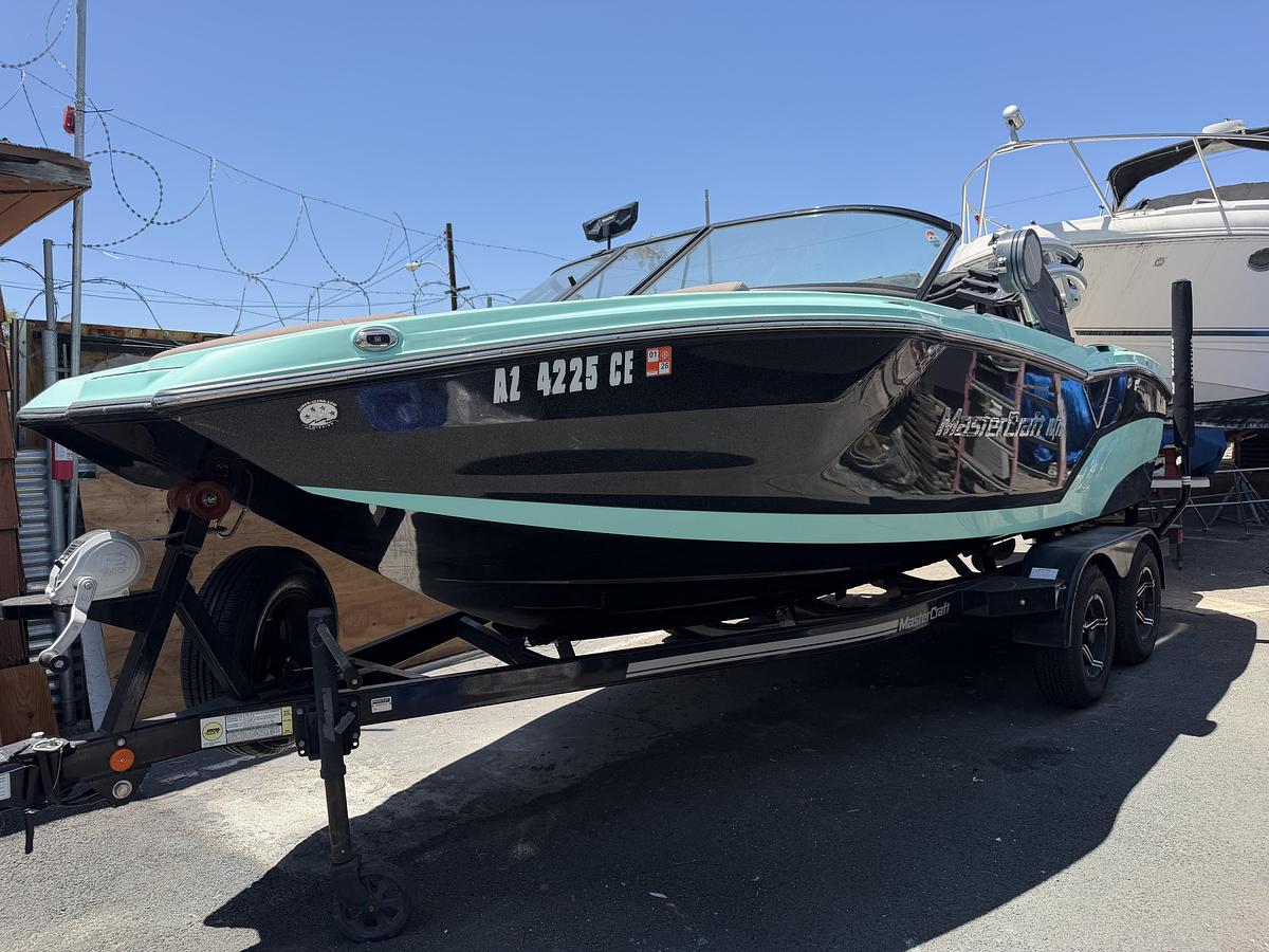 Used 2022 Mastercraft NXT 20