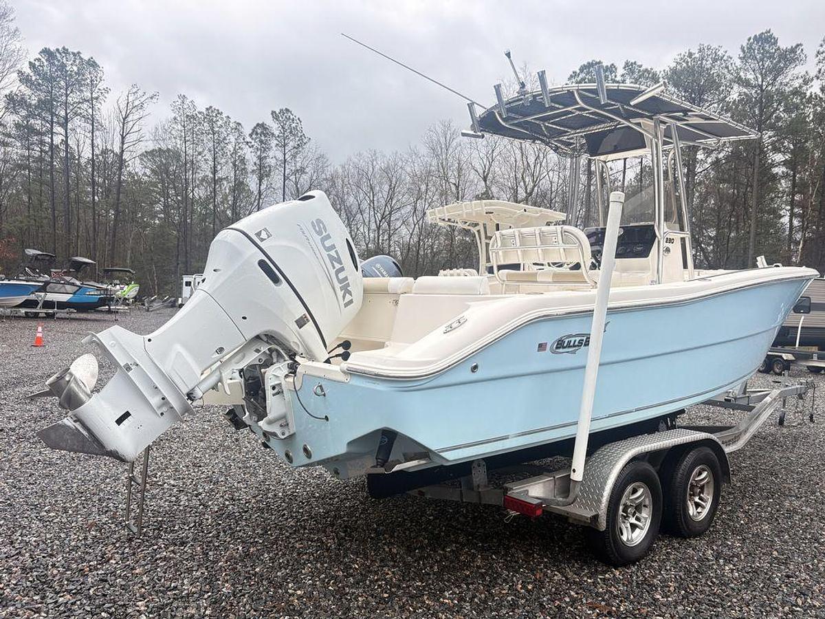 Used 2022 Bulls Bay 230