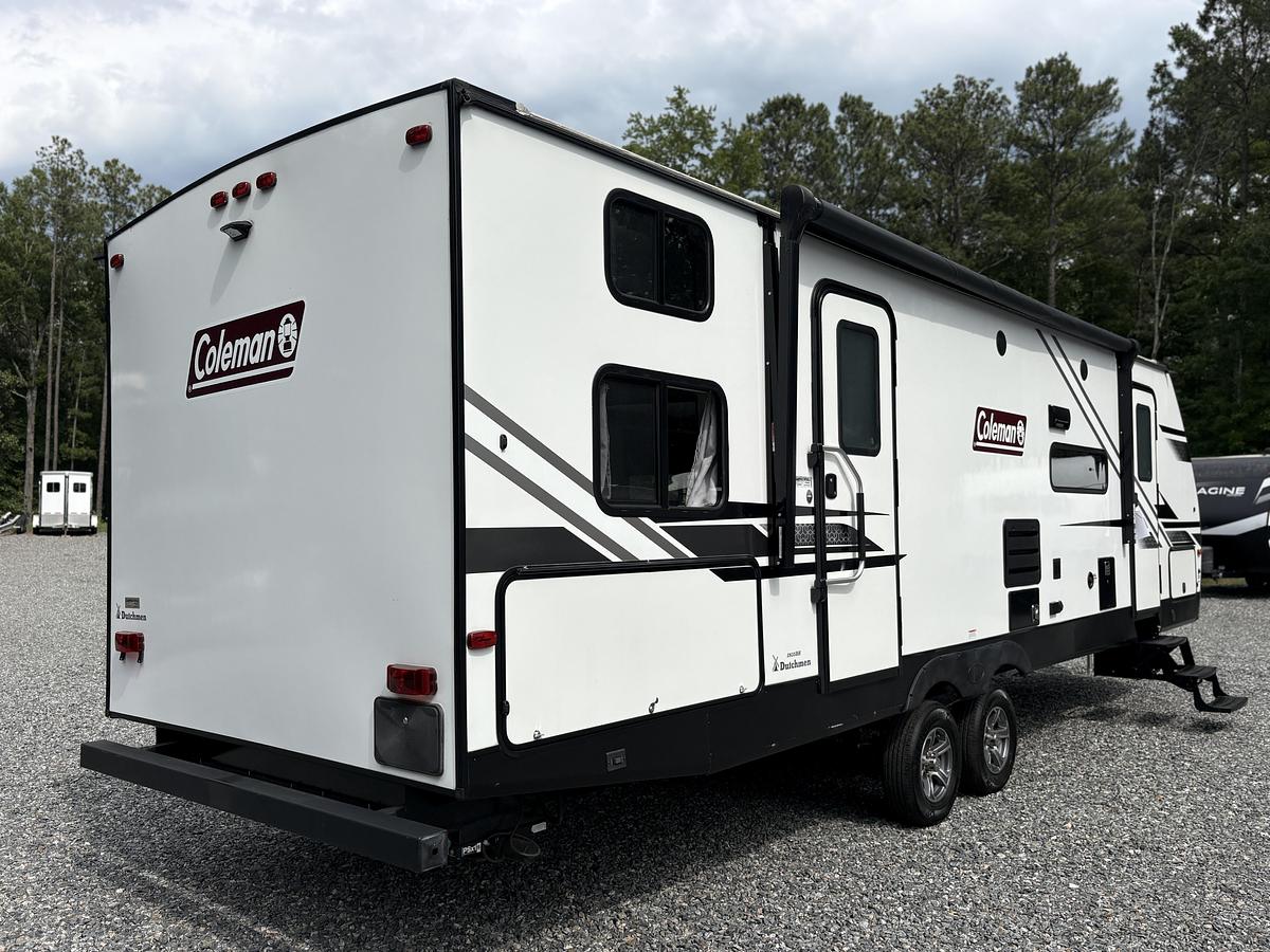 Used 2022 Dutchmen Coleman Light 2835BH