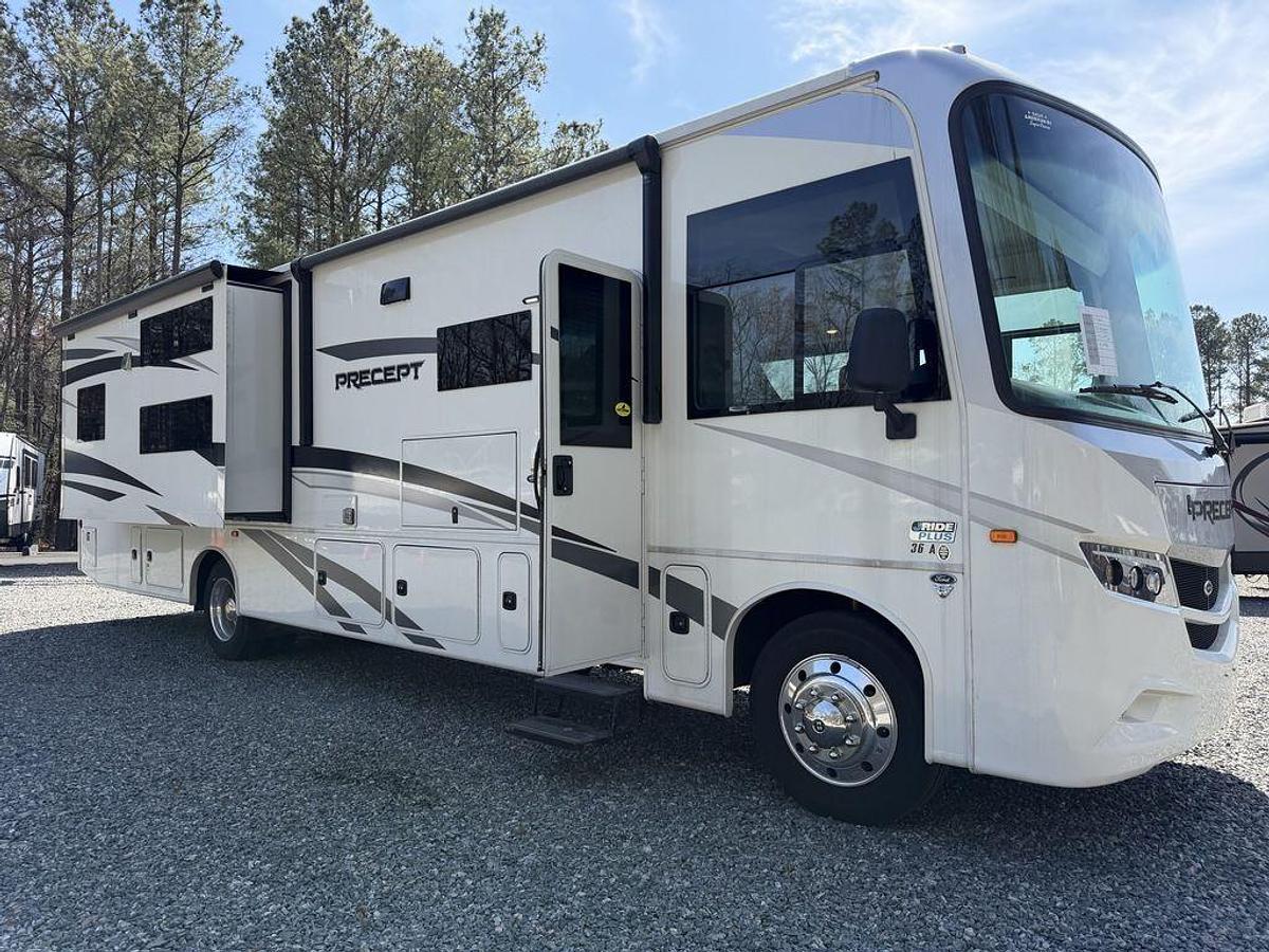 Used 2024 Jayco Precept 36A