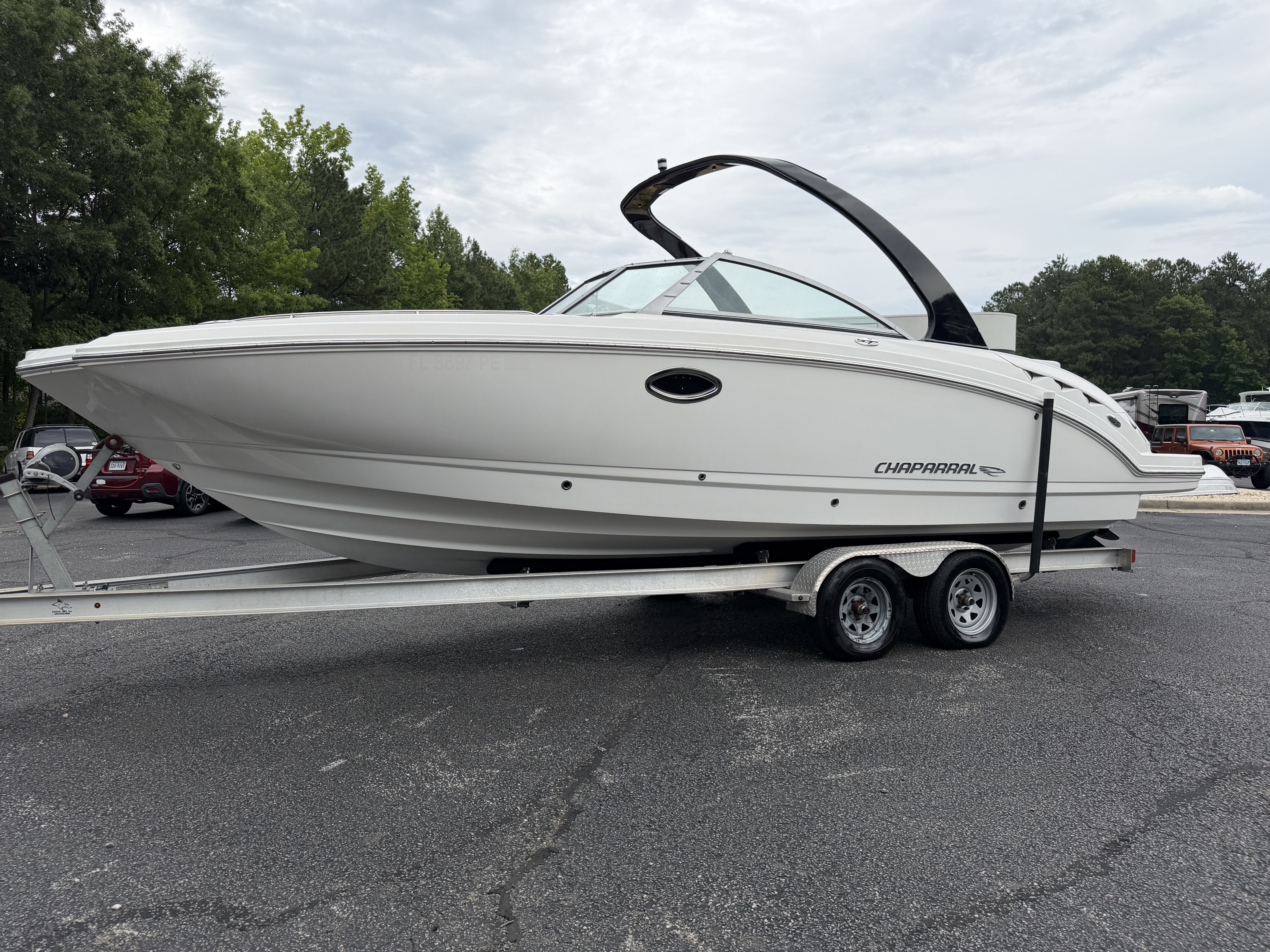 Used 2012 Chaparral 264 Sunesta