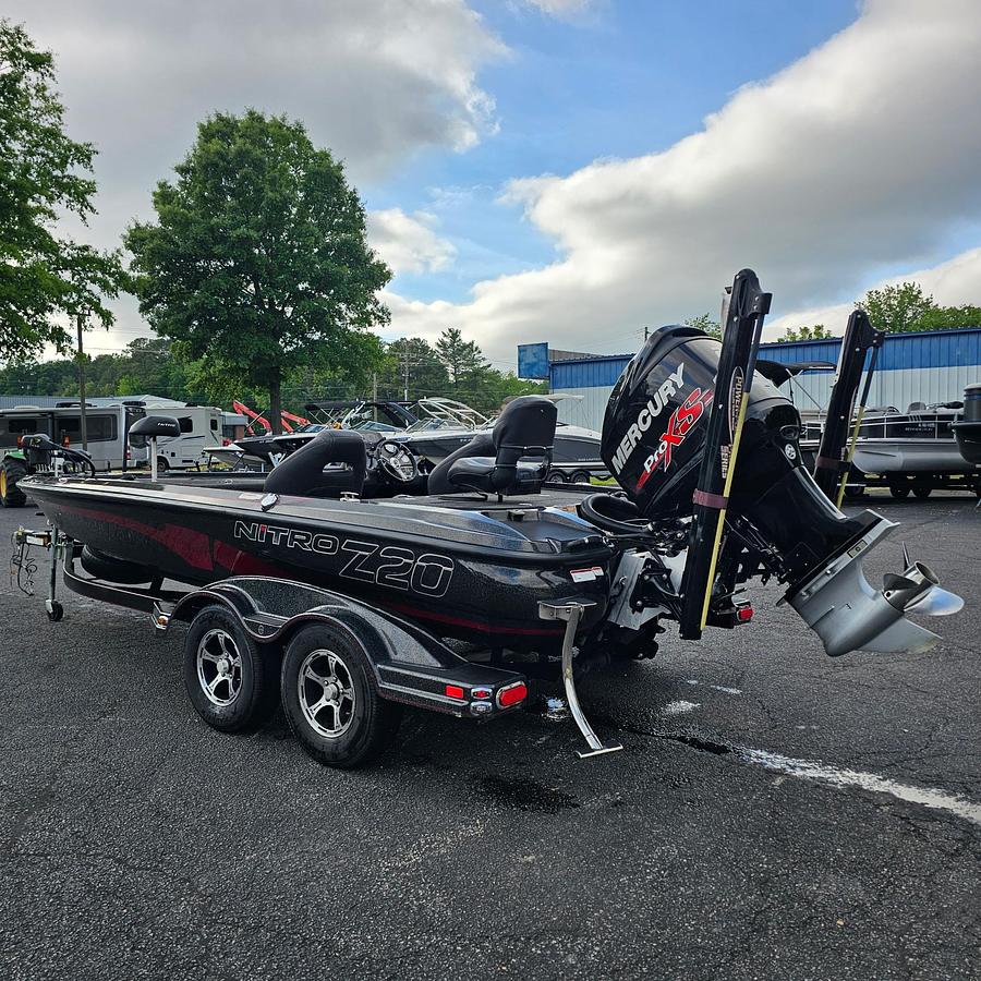 Used 2017 Nitro Z20