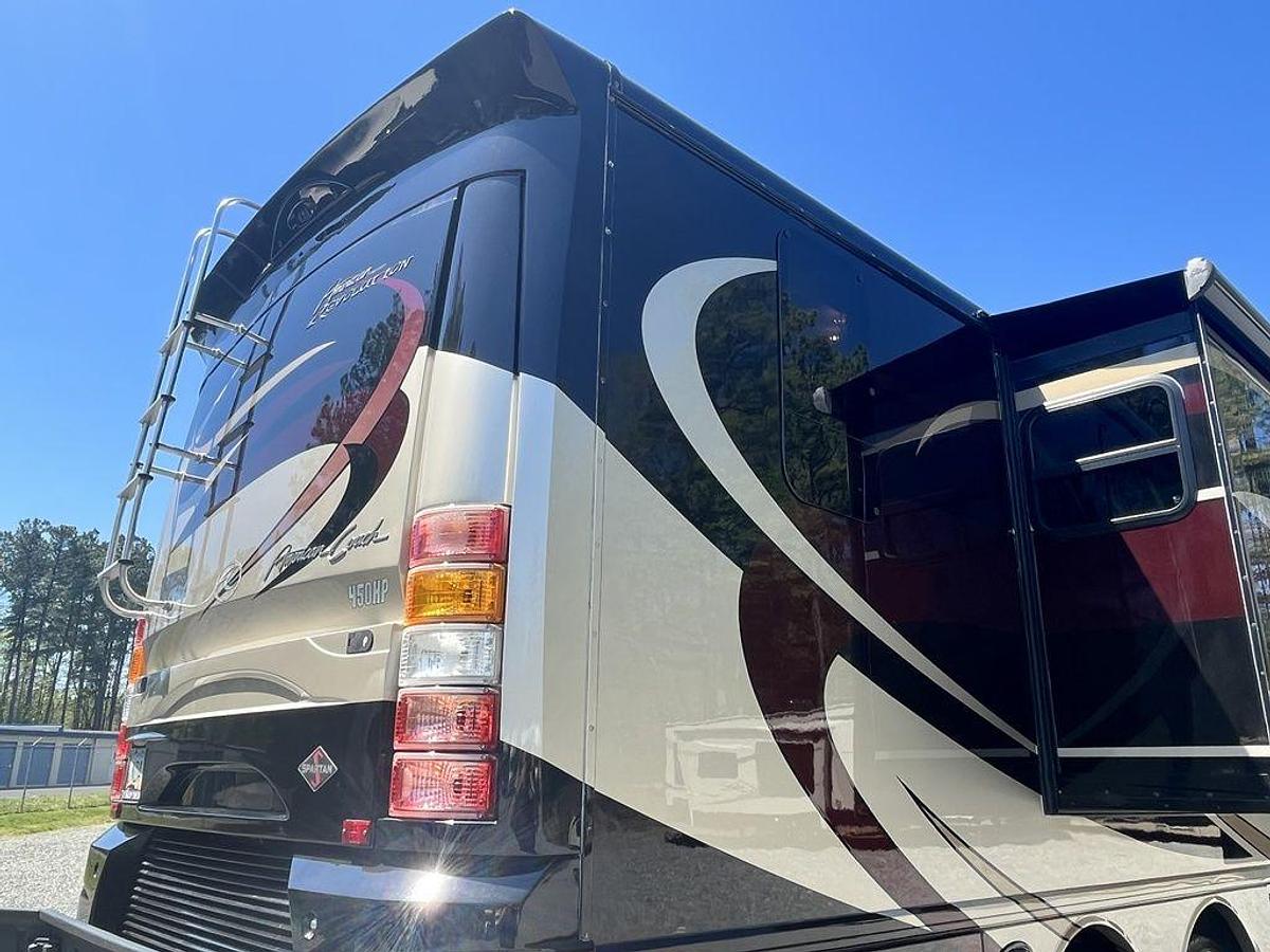 Used 2012 American Coach Revolution 42W