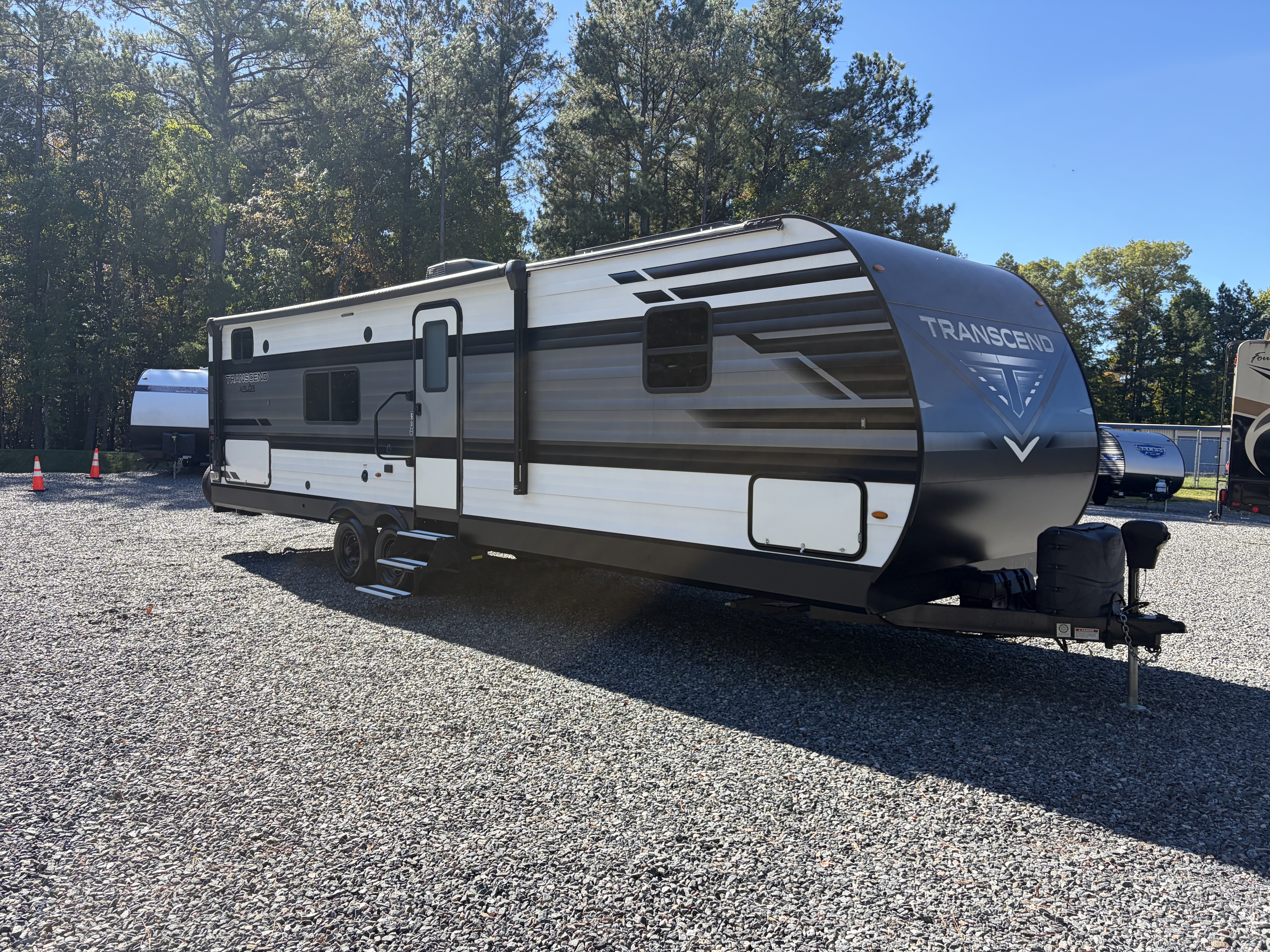 Used 2022 Grand Design Transcend Xplor 297QB