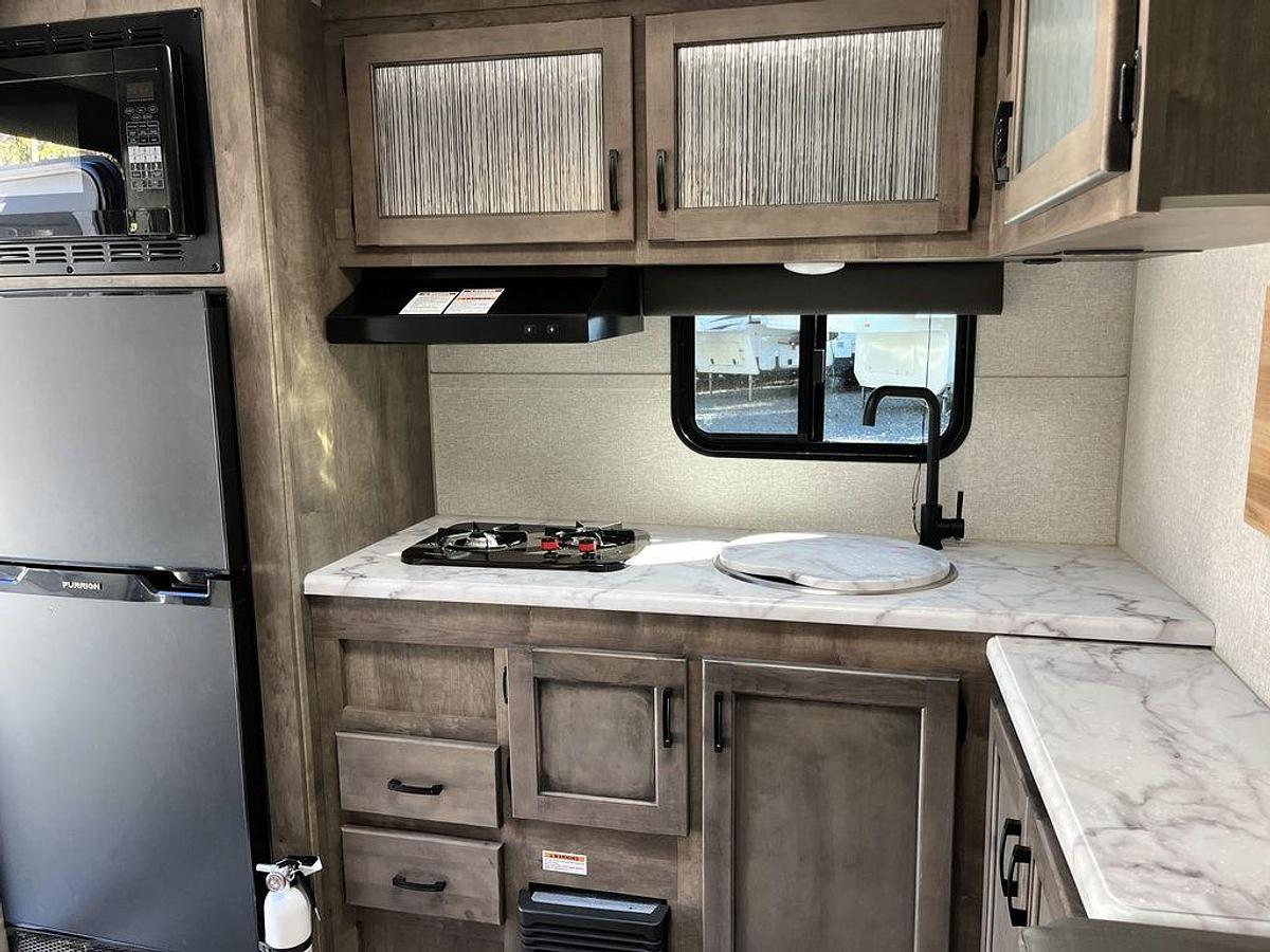 Used 2022 Venture RV M169VRK