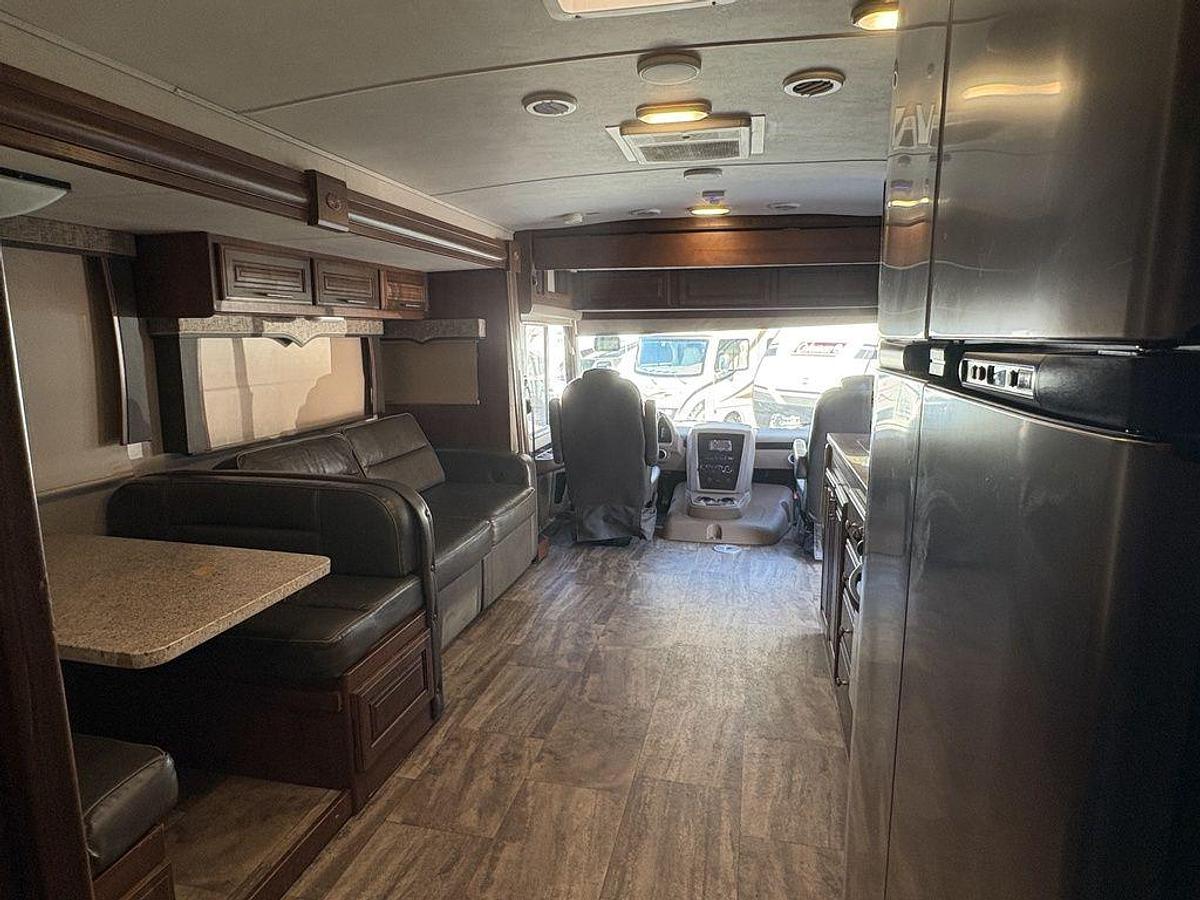 Used 2018 Forest River Georgetown 5 Series GT5 36B5