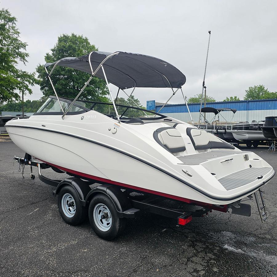 Used 2018 Yamaha SX 210