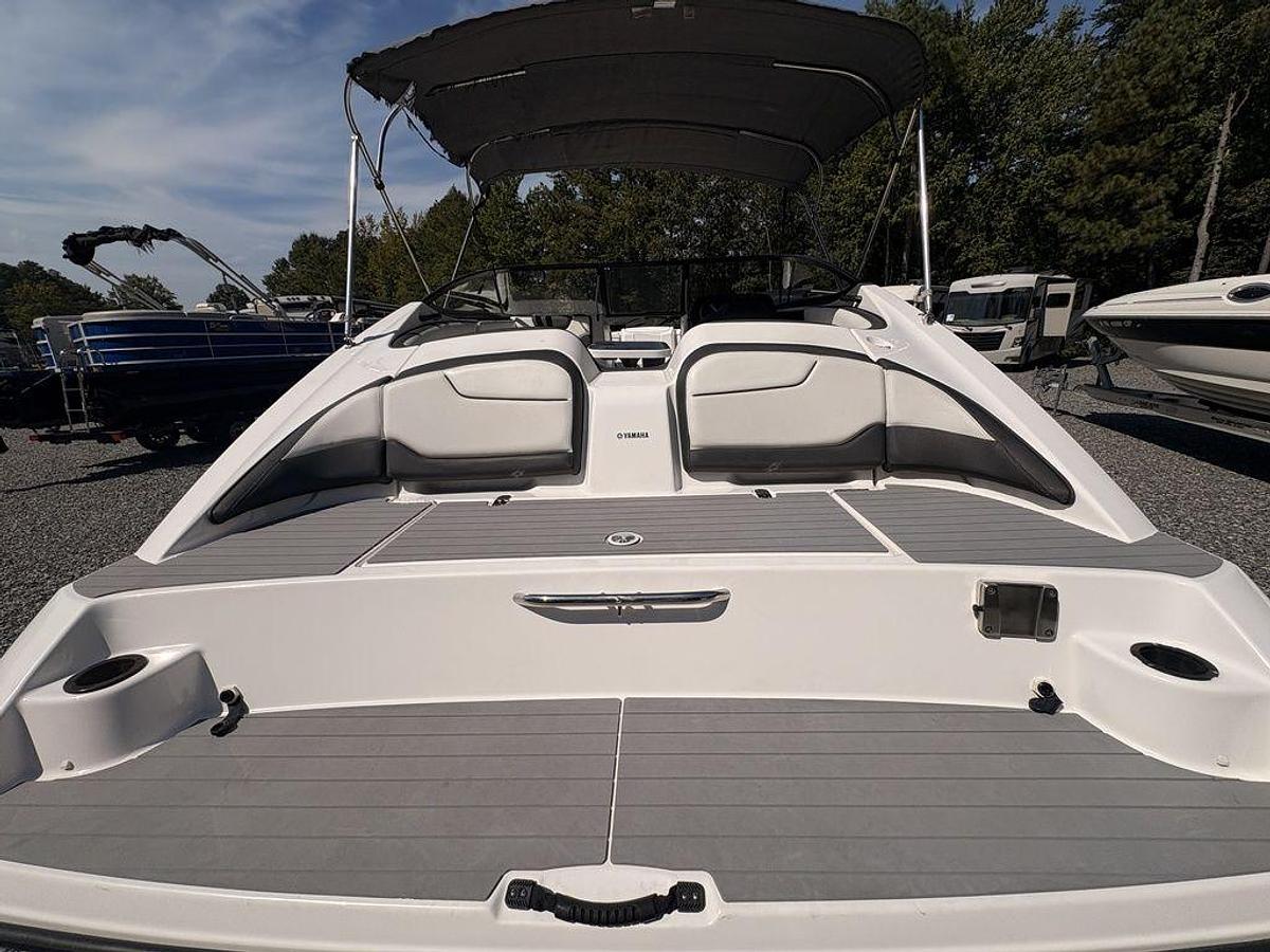 Used 2018 Yamaha SX 210