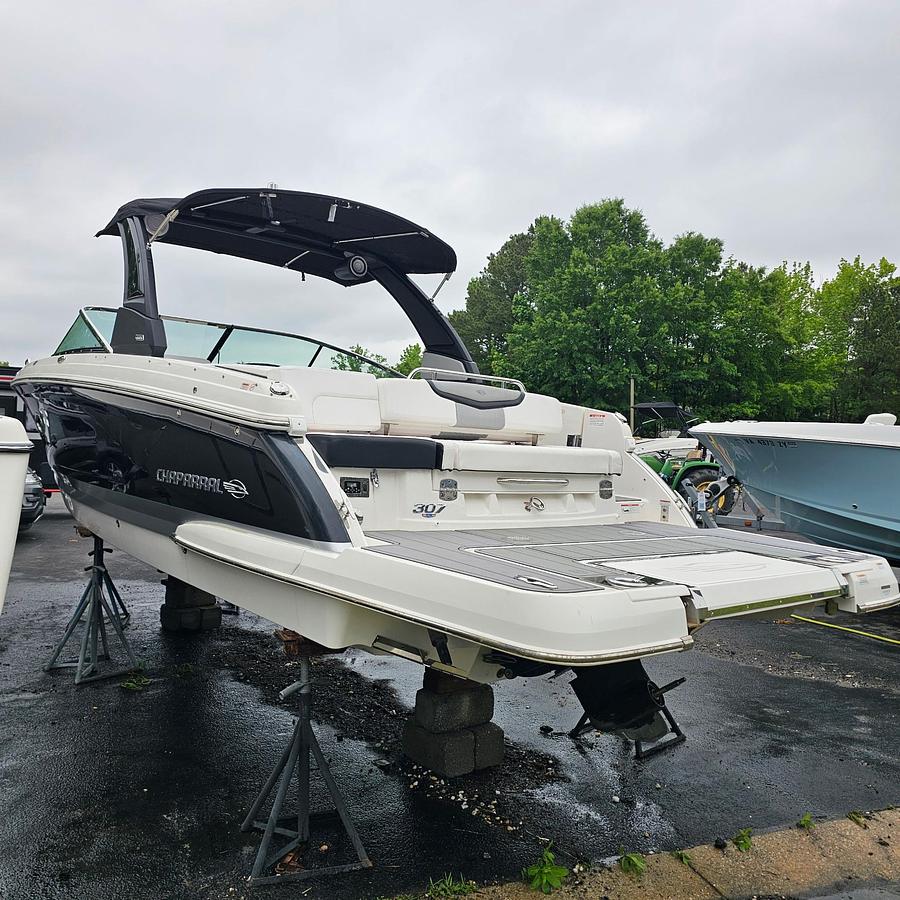 Used 2021 Chaparral 307 SSX
