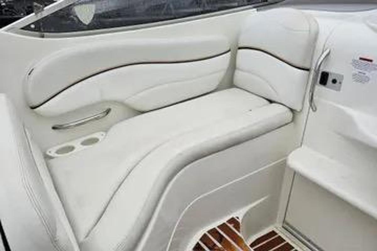 Used 2002 Wellcraft 2600