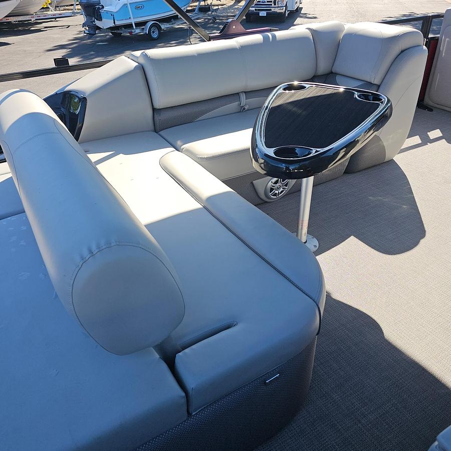 Used 2023 Regency 250 DL3