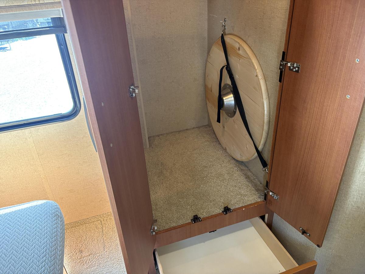 Used 2013 Winnebago Vita 24G