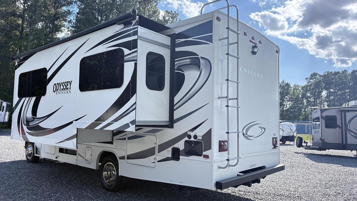 Used 2019 Entegra 24B