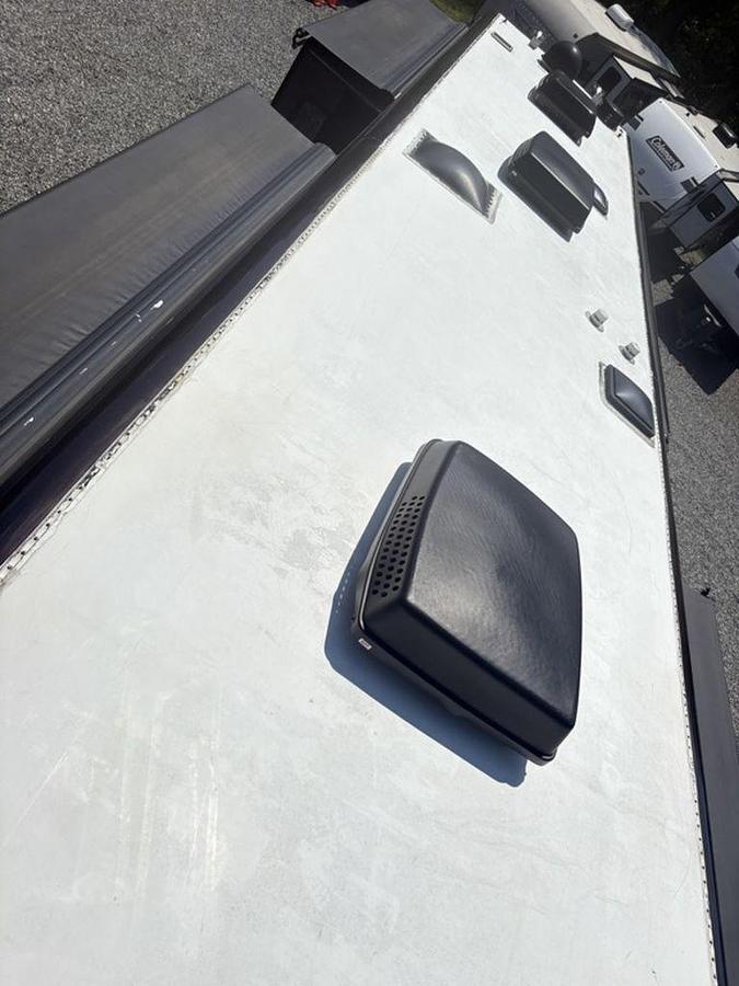 Used 2010 Newmar Ventana M-4333