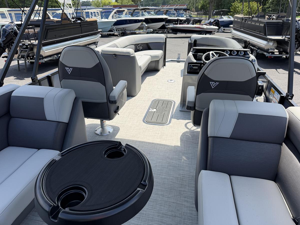 2027 Viaggio Lago V-22U