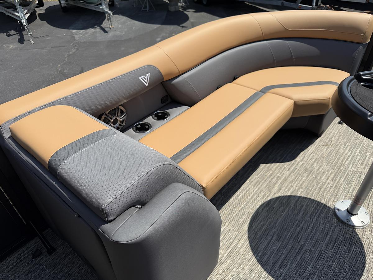 2027 Viaggio Lago X-22S