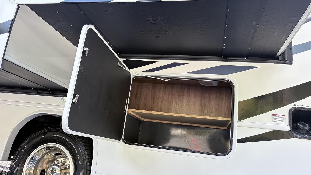 Used 2019 Entegra 24B