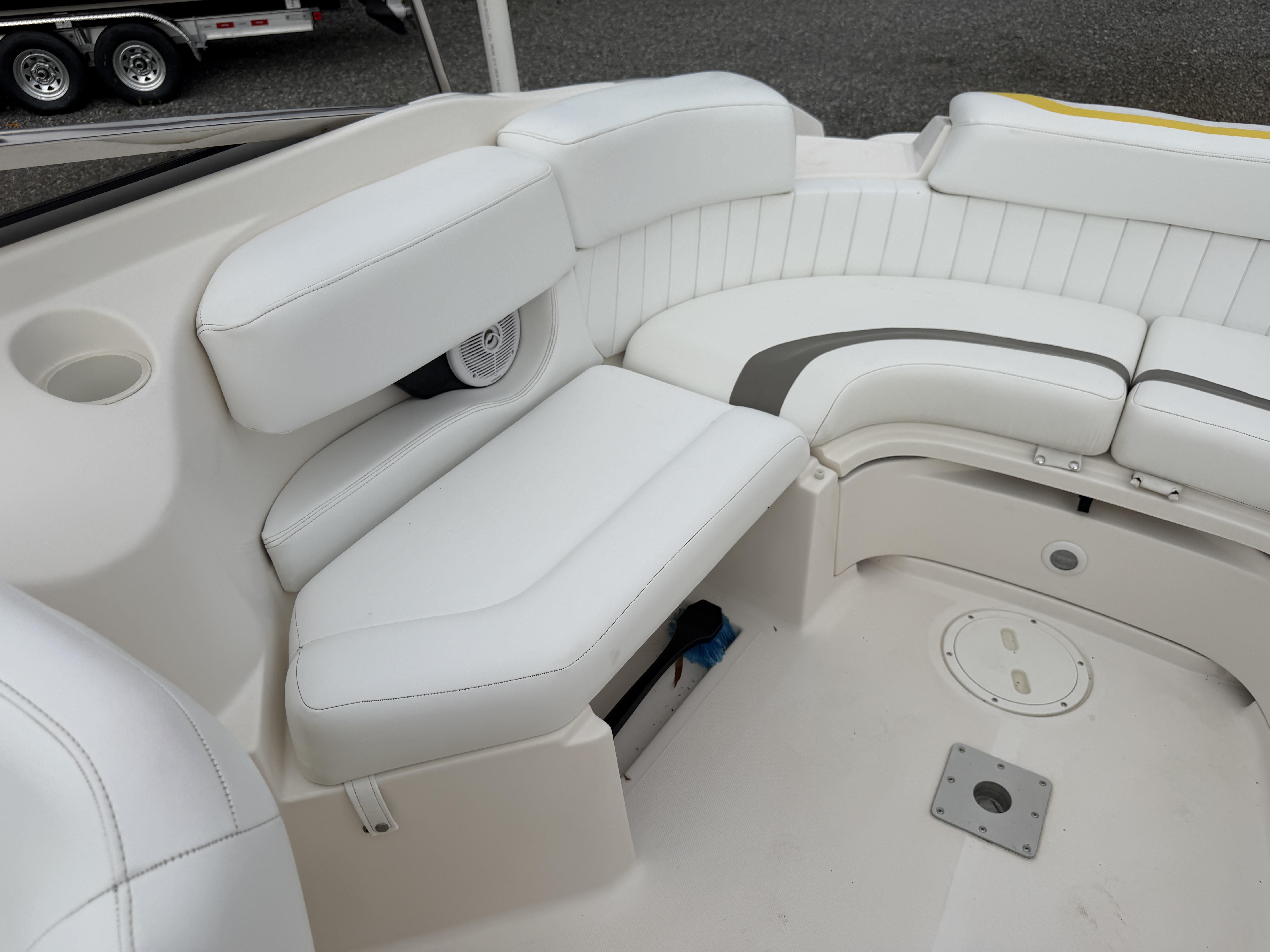 Used 2005 Regal 2400 #B-14F224T