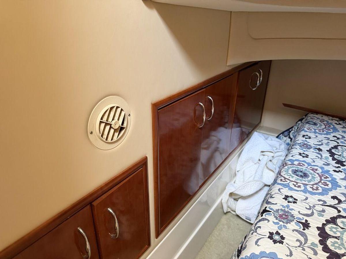 Used 2003 Carver Yachts 360 Sport Sedan