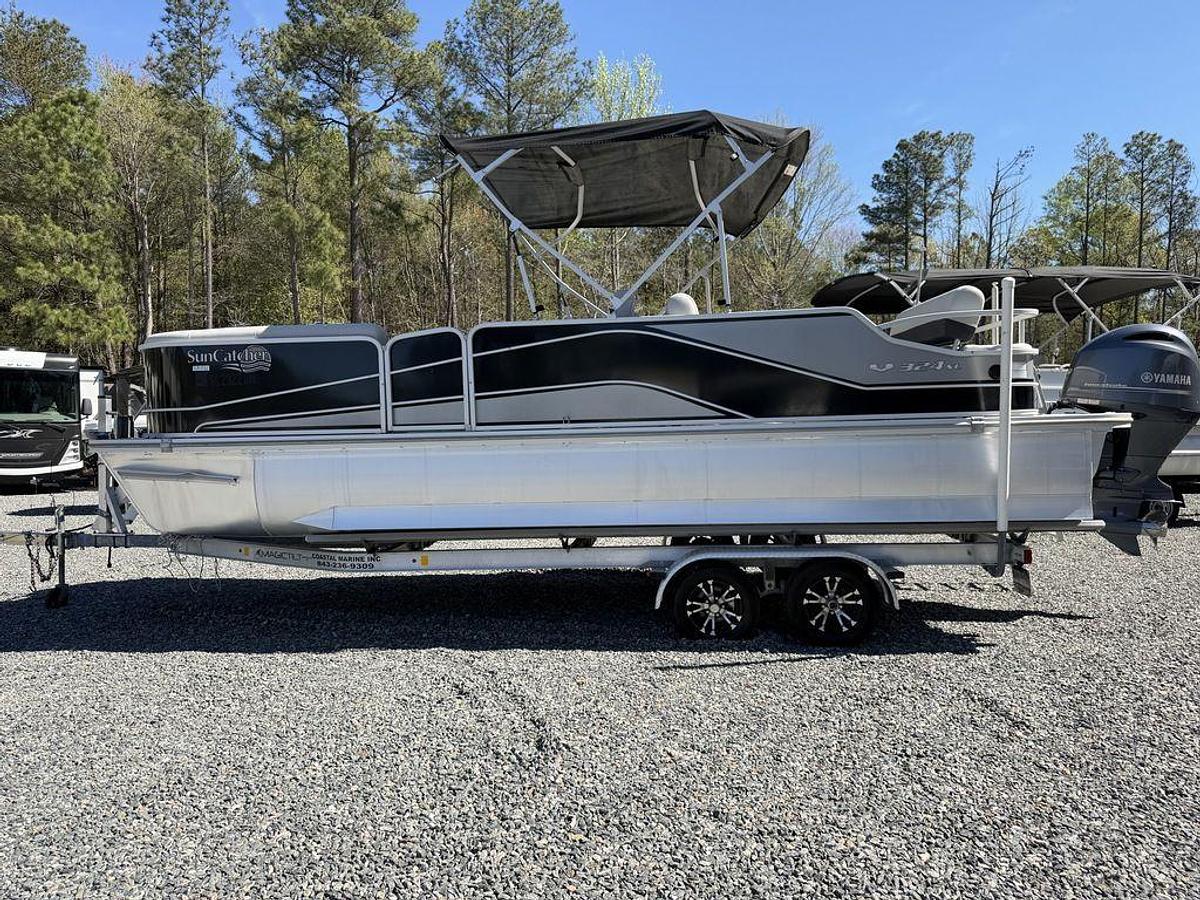 Used 2020 SunCatcher V324 SL