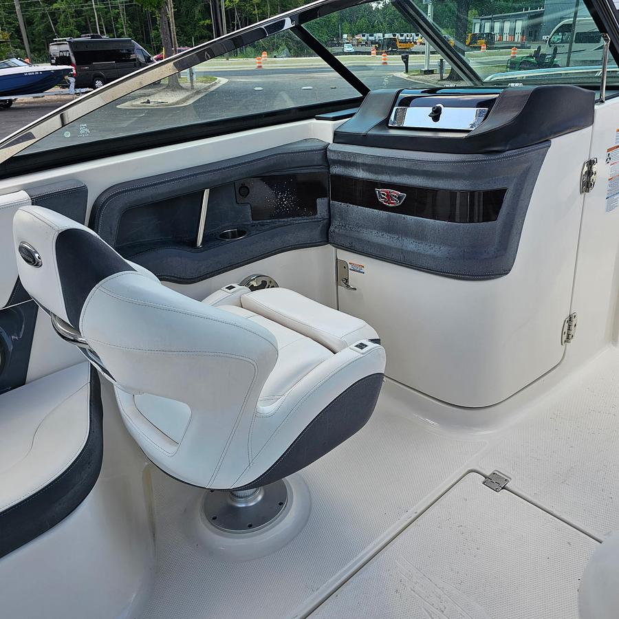 Used 2020 Chaparral 257 SSX