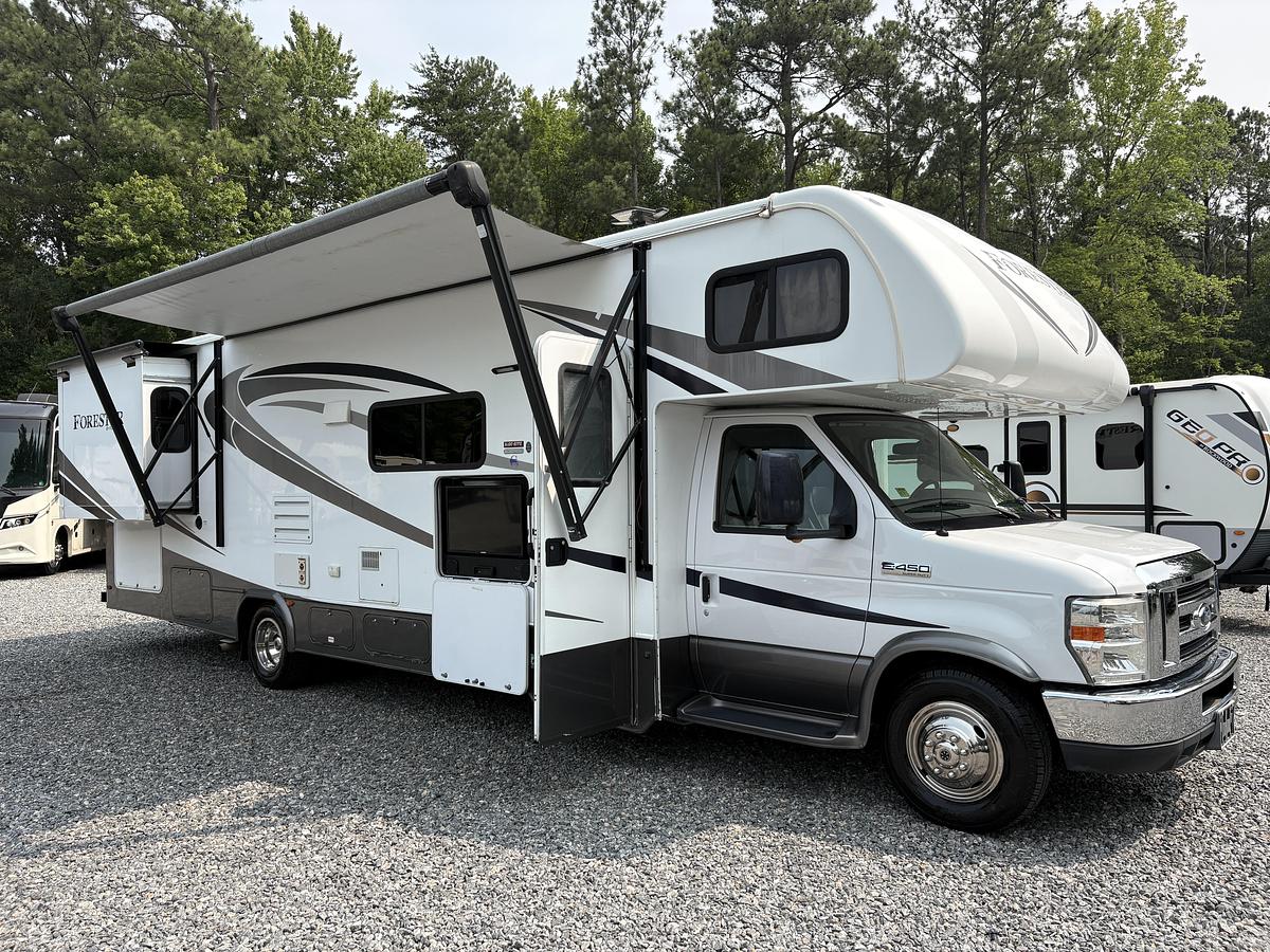 Used 2017 Forest River Forester 3011DS
