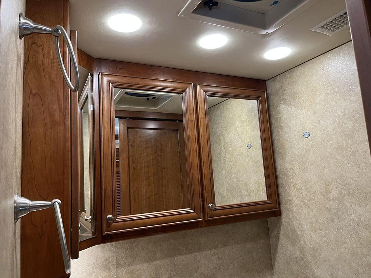 Used 2012 American Coach Revolution 42W