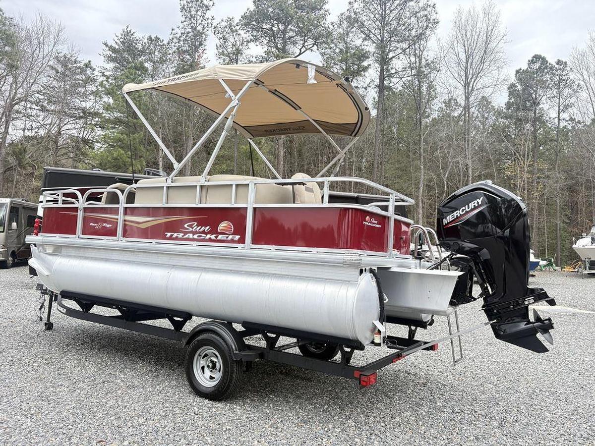 Used 2025 Sun Tracker Bass Buggy® 18 DLX