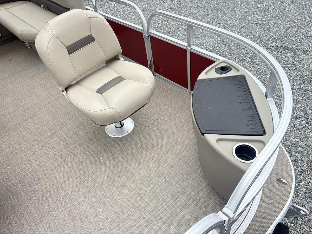 Used 2025 Sun Tracker Bass Buggy® 18 DLX