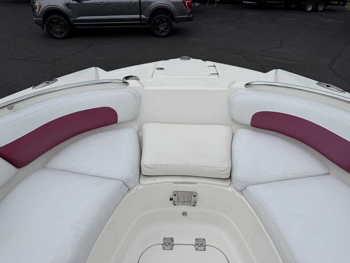 Used 2012 Chaparral 264 Sunesta