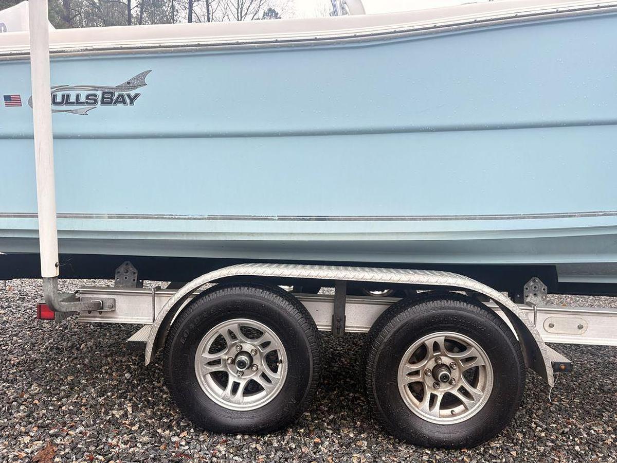 Used 2022 Bulls Bay 230