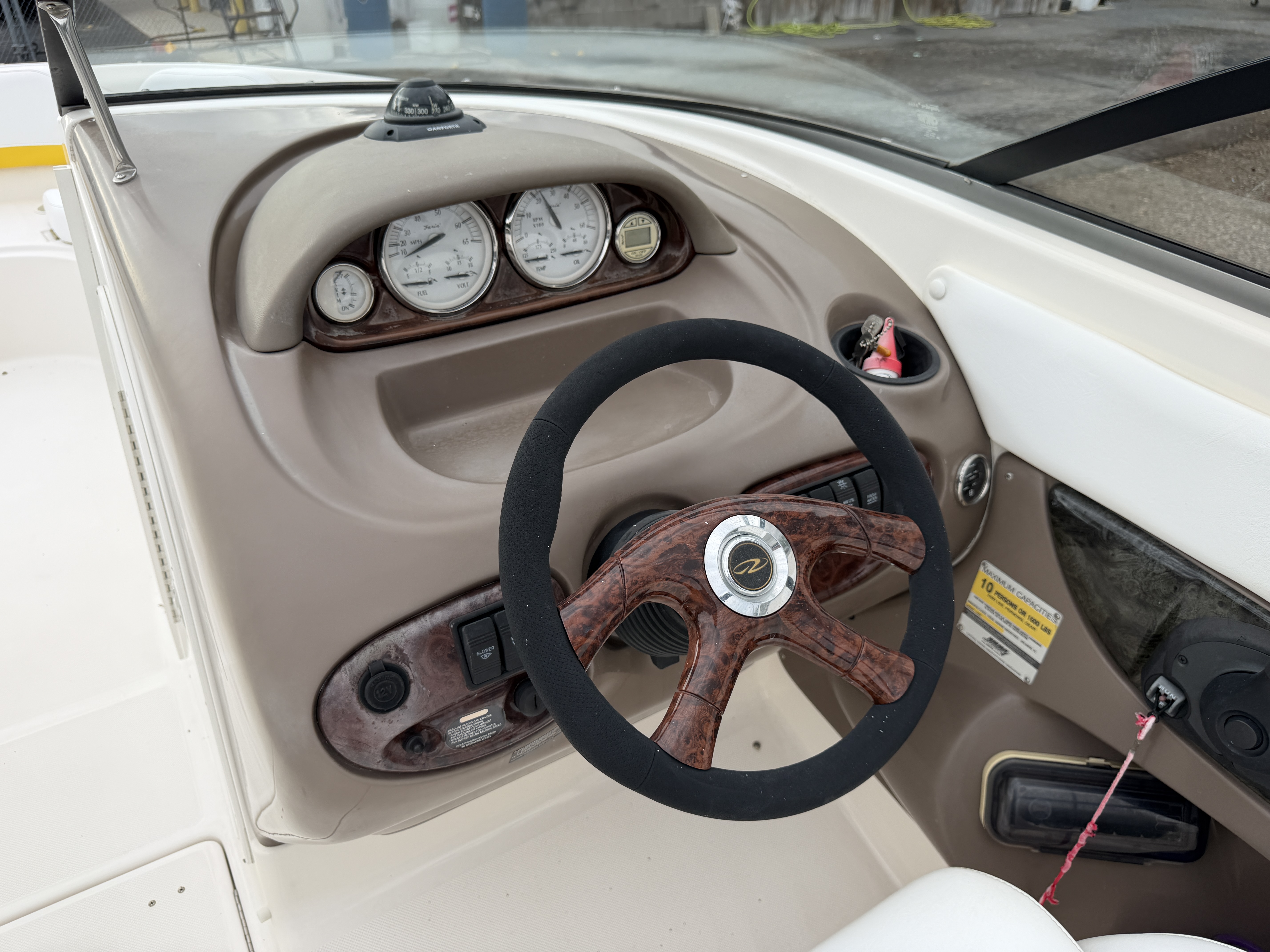 Used 2005 Regal 2400 #B-14F224T