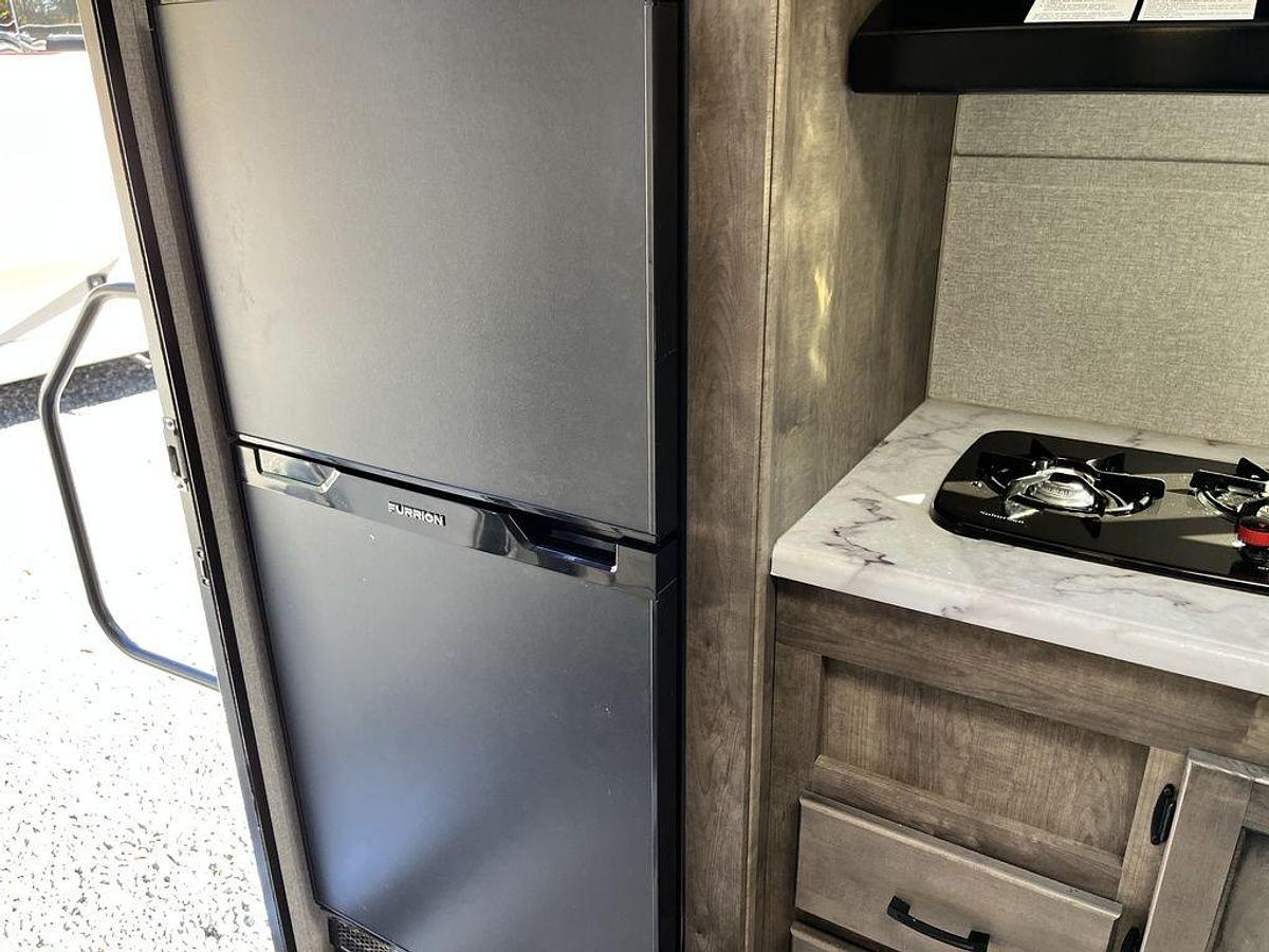Used 2022 Venture RV M169VRK